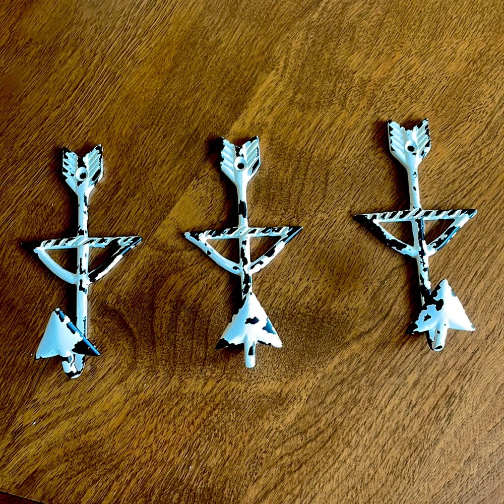 3 Nautical Hooks